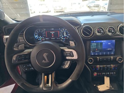 Used 2020 Ford Mustang Shelby GT500 w/ Technology Package image 15