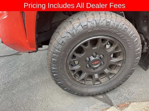 Used 2024 Toyota Tacoma TRD Sport w/ TRD Sport Upgrade Package AWD/4WD image 2
