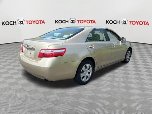 Used 2007 Toyota Camry LE FWD image 8