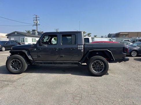 Used 2020 Jeep Gladiator Overland AWD/4WD image 8