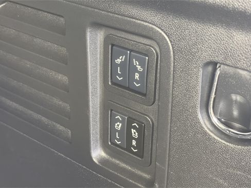 Certified 2024 Chevrolet Traverse RS w/ LPO, Floor Liner Package AWD/4WD image 16