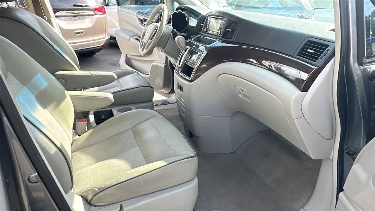 Used 2016 Nissan Quest SV w/ Leather Package FWD image 31
