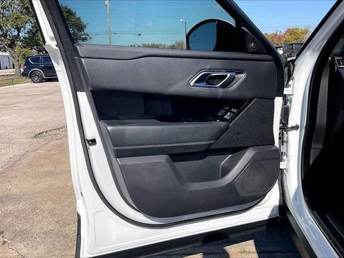 Used 2020 Land Rover Range Rover Velar S image 13