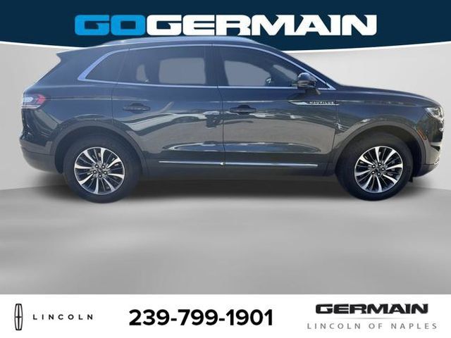 Used 2023 Lincoln Nautilus AWD w/ Premium Package image 8