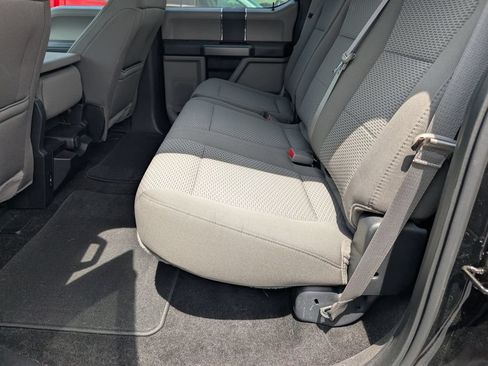 Used 2018 Ford F150 XLT AWD/4WD image 7