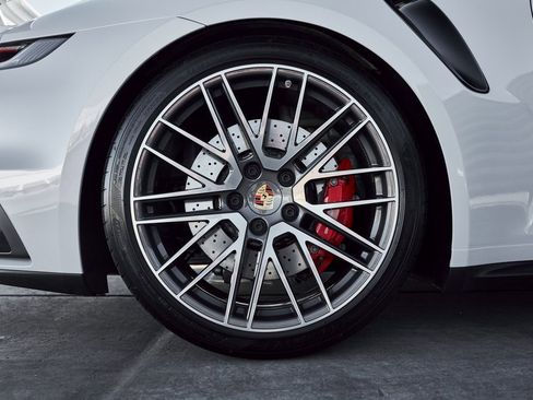 Used 2024 Porsche 911 Turbo image 20