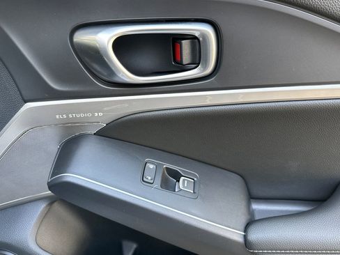 Used 2023 Acura Integra A-Spec image 32