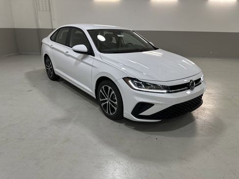 New 2026 Volkswagen Jetta Sport FWD image 4