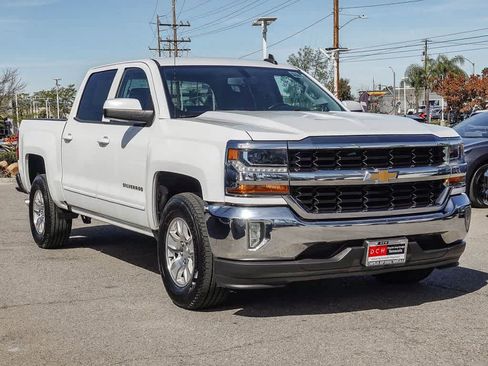 Used 2018 Chevrolet Silverado 1500 LT w/ All Star Edition image 3