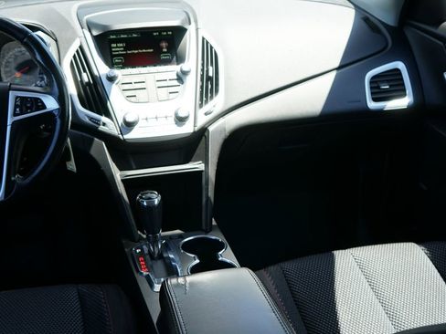 Used 2017 GMC Terrain SLE AWD/4WD image 25