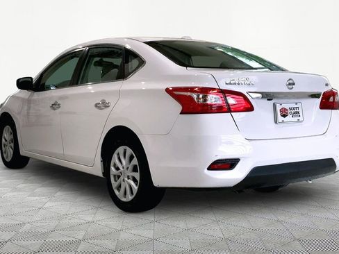 Used 2019 Nissan Sentra SV FWD image 4