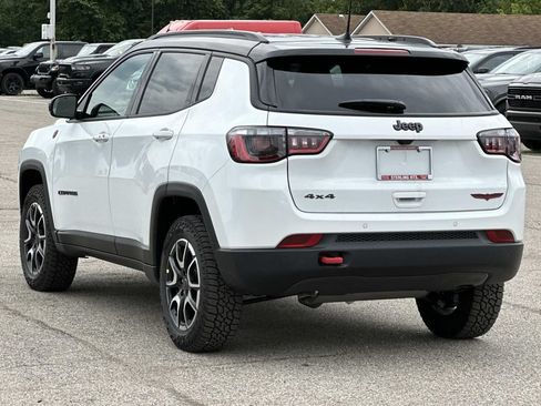 New 2026 Jeep Compass Trailhawk AWD/4WD image 4