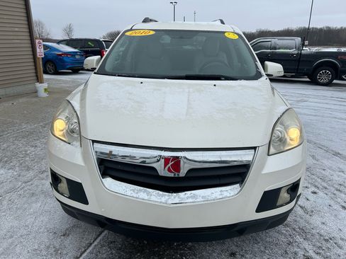 Used 2010 Saturn Outlook XR image 2