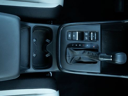 Certified 2025 Honda CR-V LX image 27