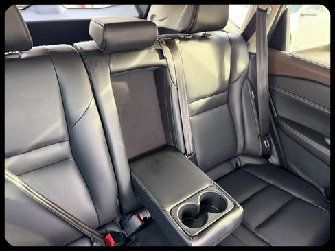 Used 2023 Nissan Rogue SL w/ SL Premium Package image 11