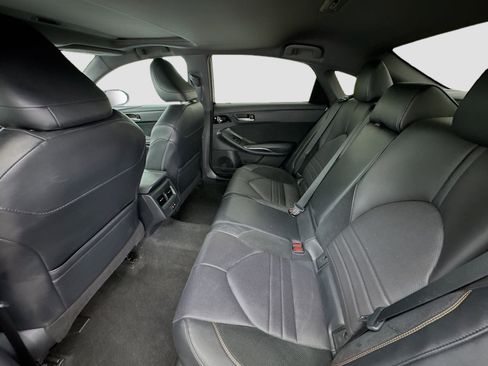Used 2019 Toyota Avalon XSE w/ Carpet Mat Package image 16
