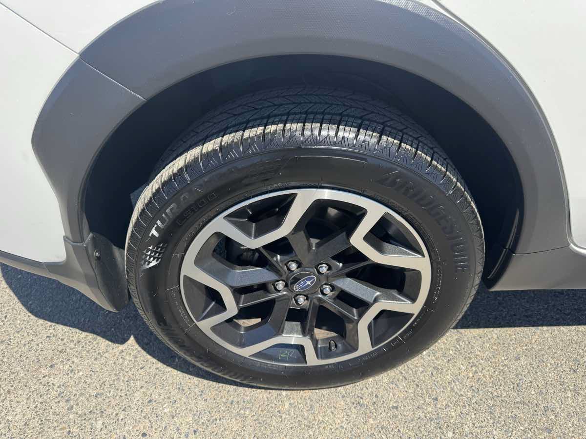 Used 2017 Subaru Crosstrek 2.0i Premium w/ Moonroof Package AWD/4WD image 36