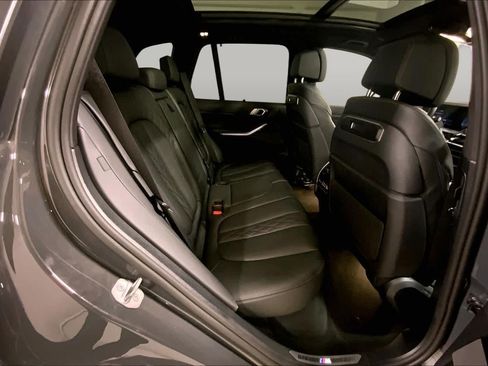 Used 2026 BMW X5 xDrive40i w/ M Sport Package AWD/4WD image 19