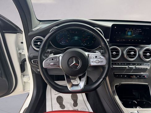 Used 2022 Mercedes-Benz GLC 300 4MATIC Coupe image 12
