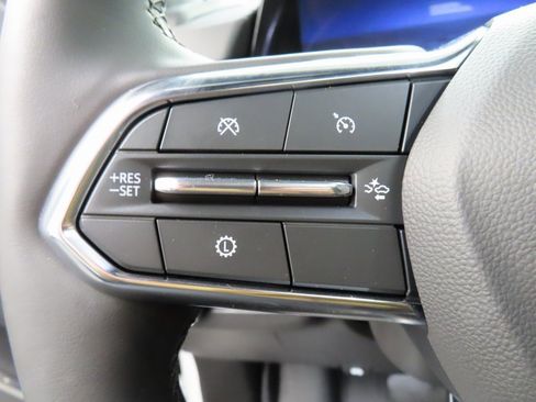 Used 2025 Chevrolet Suburban High Country image 48