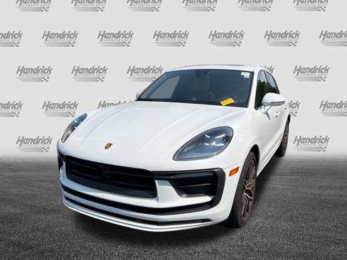 Used 2023 Porsche Macan AWD/4WD image 6