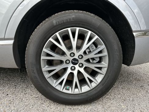 Used 2025 Genesis GV80 2.5T Standard AWD/4WD image 8