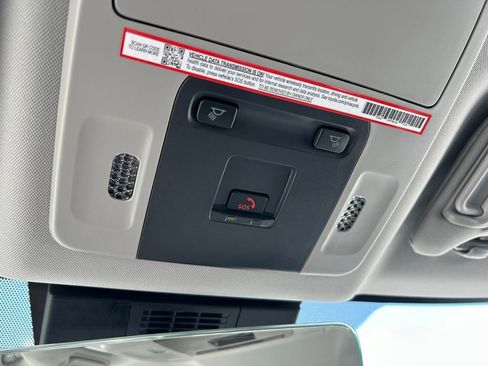 Used 2025 Toyota Camry LE FWD image 37