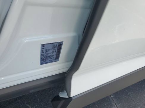 Certified 2025 Nissan Murano SL AWD/4WD image 31