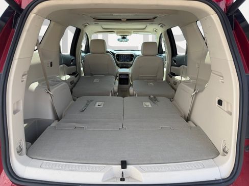 Used 2023 GMC Acadia Denali w/ Denali Ultimate Package FWD image 11