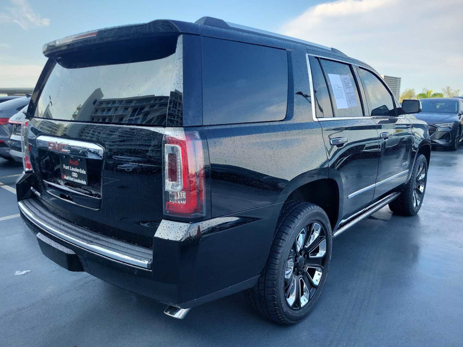 Used 2020 GMC Yukon Denali w/ Denali Ultimate Package RWD image 5