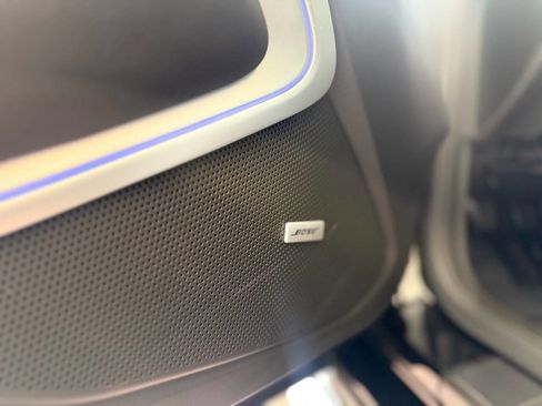 Used 2018 Chevrolet Camaro SS image 40