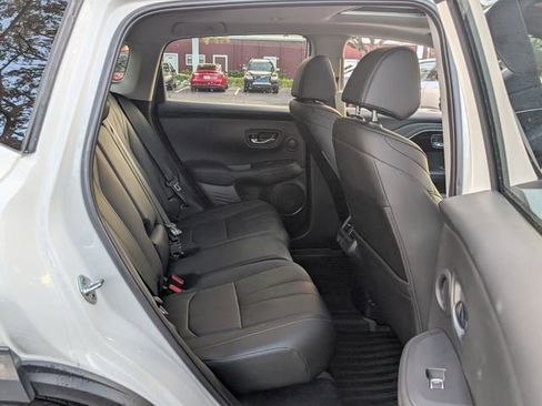 Certified 2025 Acura ADX Base image 19