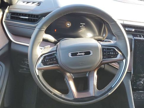 New 2025 Jeep Grand Cherokee L Summit image 7