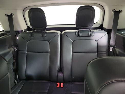 Certified 2025 Lincoln Aviator 2WD w/ Jet Appearance Package image 28