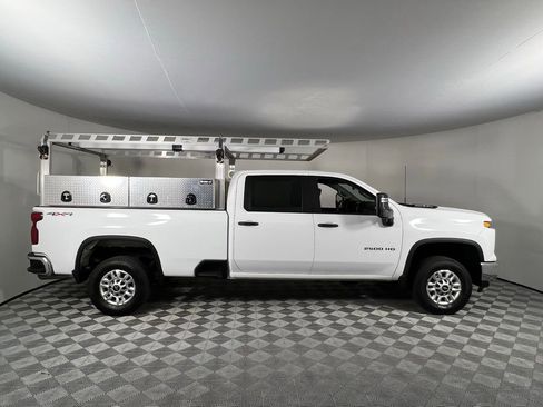 Used 2025 Chevrolet Silverado 2500 W/T w/ WT/CX Safety Package image 5