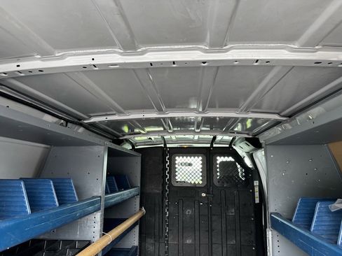 Used 2014 Ford E-150 and Econoline 150 w/ Commercial Cargo Van Package image 22