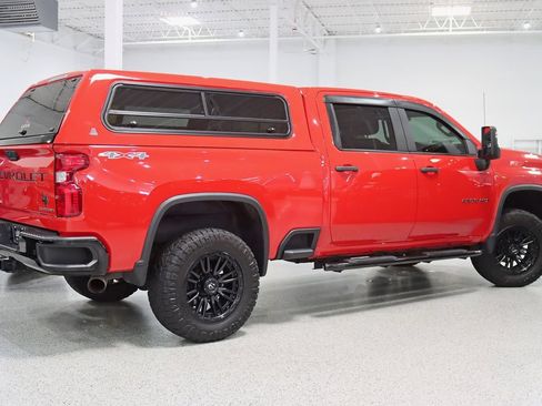 Used 2024 Chevrolet Silverado 2500 Custom w/ Custom Value Package AWD/4WD image 10