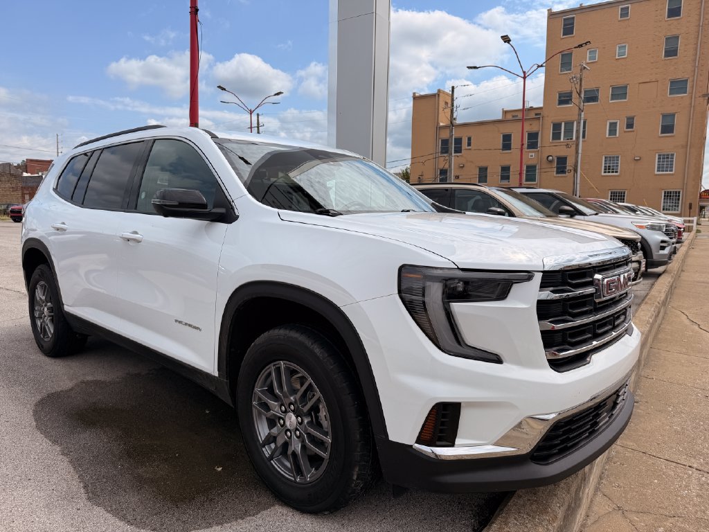 Used 2025 GMC Acadia Elevation FWD image 12