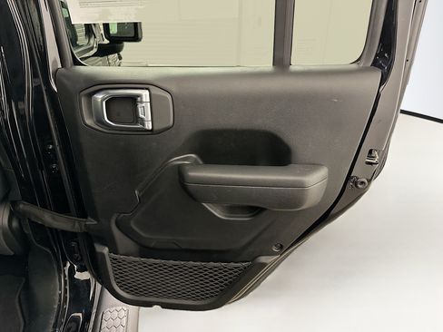 Used 2022 Jeep Wrangler Unlimited Sport AWD/4WD image 31