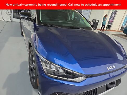 Used 2024 Kia EV6 Wind w/ Wind Technology Package AWD/4WD image 3