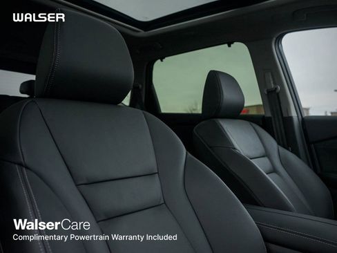 New 2025 Nissan Rogue SL w/ Tech Package image 12