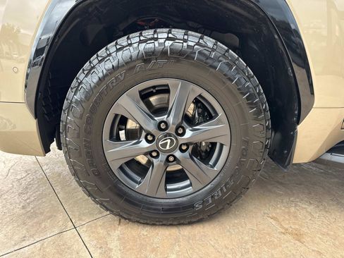 Used 2025 Lexus LX 700h Overtrail image 10