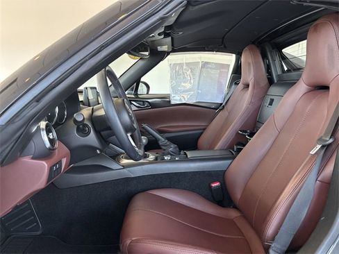 Used 2019 MAZDA MX-5 Miata RF Grand Touring image 18