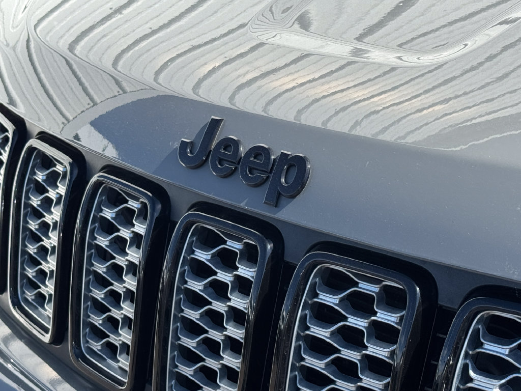 Used 2021 Jeep Grand Cherokee Laredo X AWD/4WD image 15