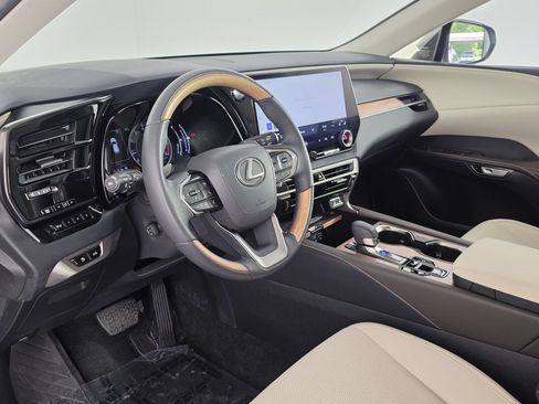 Used 2024 Lexus RX 350 Premium w/ Accessory Package (Z1) FWD image 2