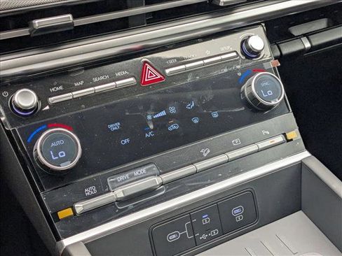 New 2026 Hyundai Santa Fe SE image 15