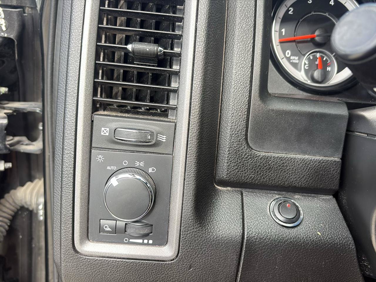 Used 2022 RAM 1500 Tradesman w/ Trailer Tow Group AWD/4WD image 15