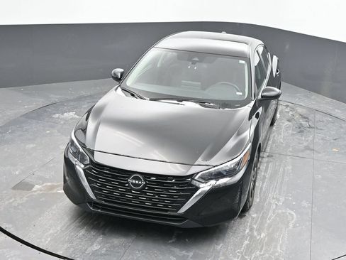 Used 2024 Nissan Sentra SV FWD image 40