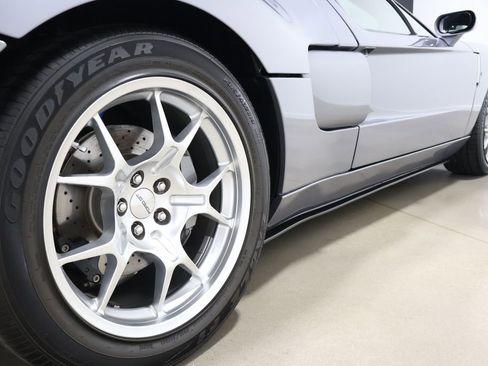 Used 2006 Ford GT image 17