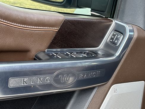 Used 2025 Ford F350 King Ranch w/ Chrome Package AWD/4WD image 28